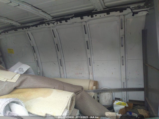 2006 CHEVROLET EXPRESS CARGO VAN VIN: 1GCGG25V861230205