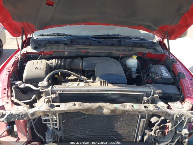 3C6JR6BG7EG151015 RAM 1500 Slt