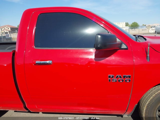 3C6JR6BG7EG151015 RAM 1500 Slt
