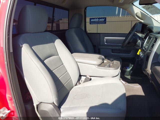 3C6JR6BG7EG151015 RAM 1500 Slt