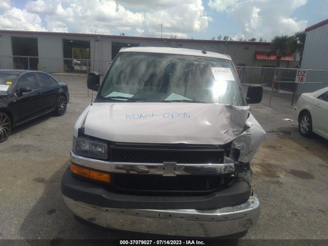 Chevrolet Express Passenger Lt 2018 1GAZGPFG8J1304438 Image 13