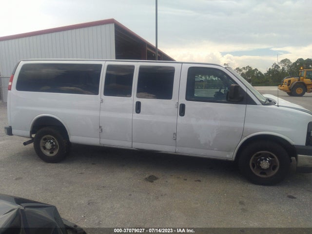 Chevrolet Express Passenger Lt 2018 1GAZGPFG8J1304438 Image 14