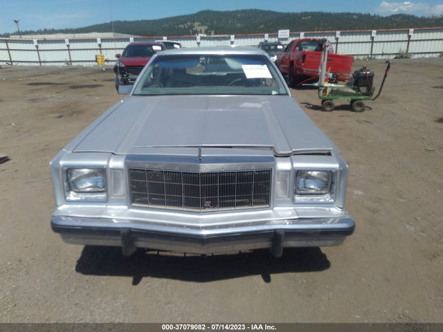 1983 CHRYSLER CORDOBA VIN: 2C3BS52P1DR217714