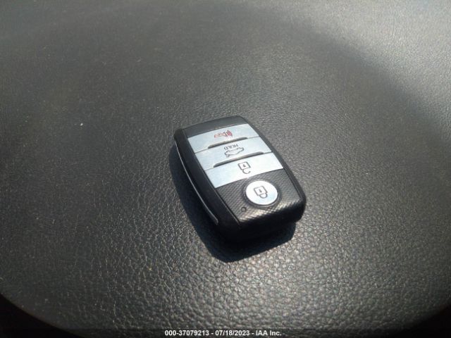 3KPA24AD3ME386367 KIA RIO S