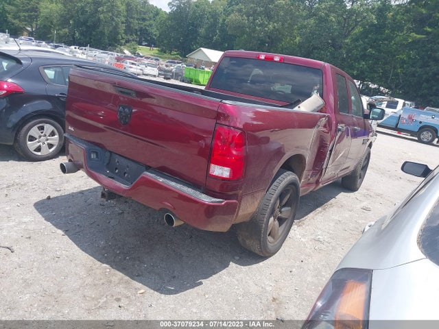 1C6RR6FT9JS101326 RAM 1500 Express