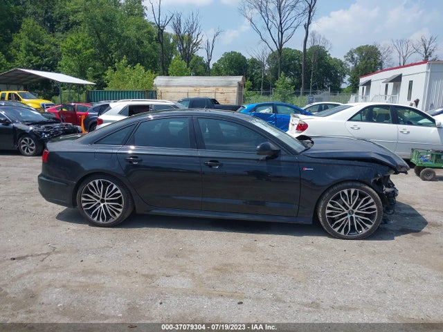 2017 Audi S6, VIN: WAUF2AFC1HN015517