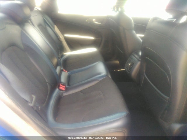 1C3CCCDG9FN530254 Chrysler 200 S