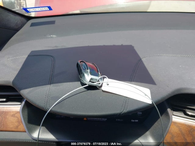 2019 Tesla Model X, VIN: 5YJXCBE25KF192256