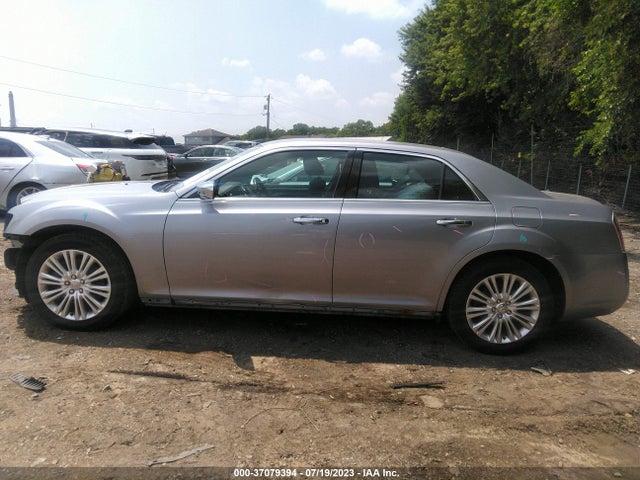 2C3CCAKG0EH377018 Chrysler 300 300c