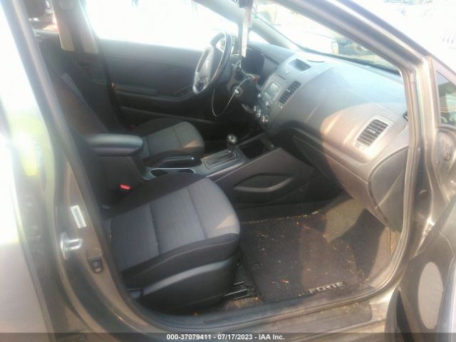 KNAFX4A84E5158544 KIA FORTE EX