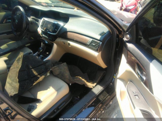 JHMCR6F74HC000831 Honda Accord Hybrid Touring