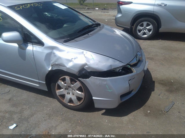 2009 HONDA CIVIC SDN LX VIN: 1HGFA16509L009357