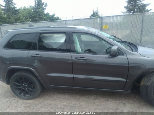 1C4RJFAG3JC124461 Jeep Grand Cherokee Altitude