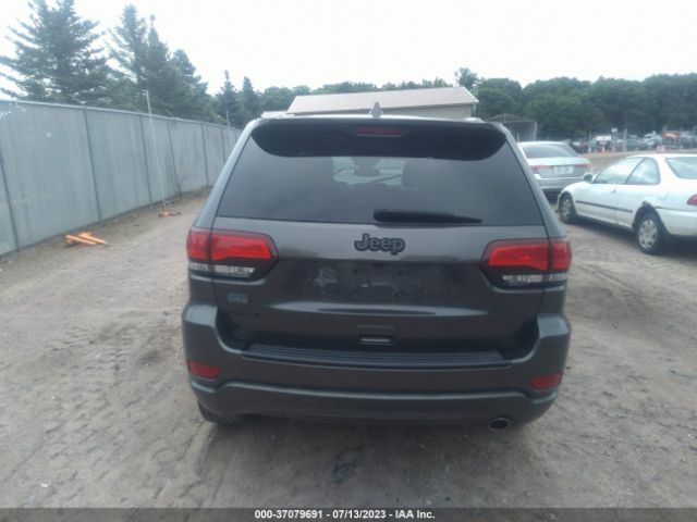 1C4RJFAG3JC124461 Jeep Grand Cherokee Altitude