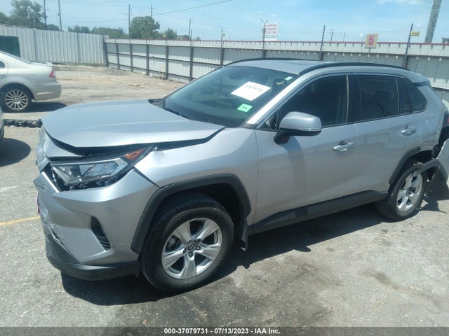 Toyota Rav4 Xle 2021 2T3W1RFV9MC119117 Image 2