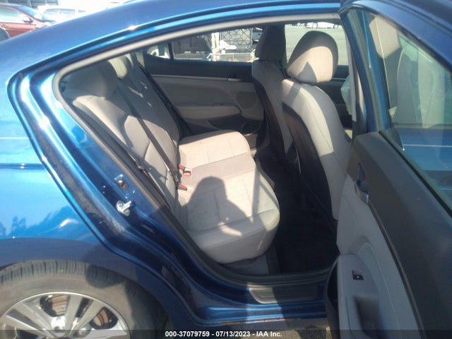 2017 HYUNDAI ELANTRA SE VIN: 5NPD84LF8HH138319