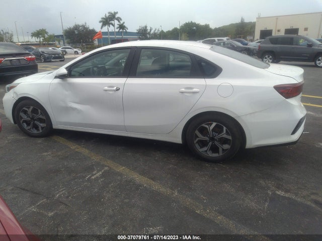 2021 KIA FORTE LXS VIN: 3KPF24AD5ME312504