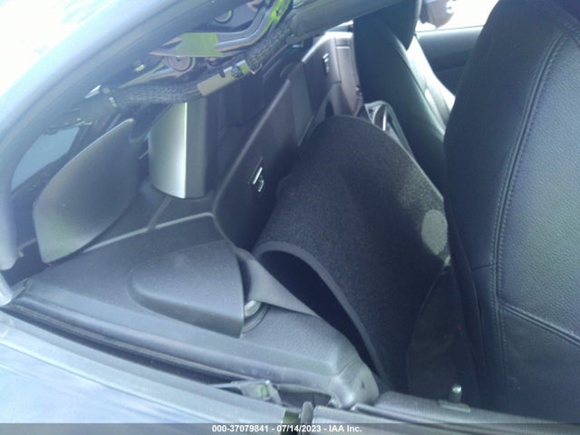 2016 BMW Z4, VIN: WBALM1C51GE634748