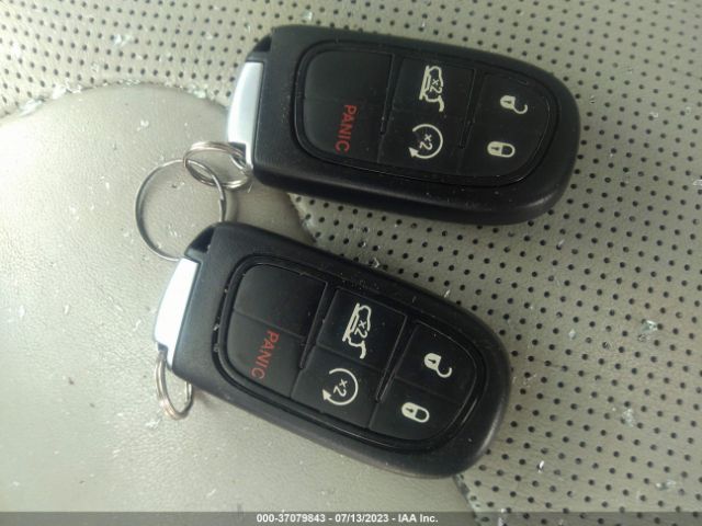 1C4PJMDX4KD137108 Jeep Cherokee Limited