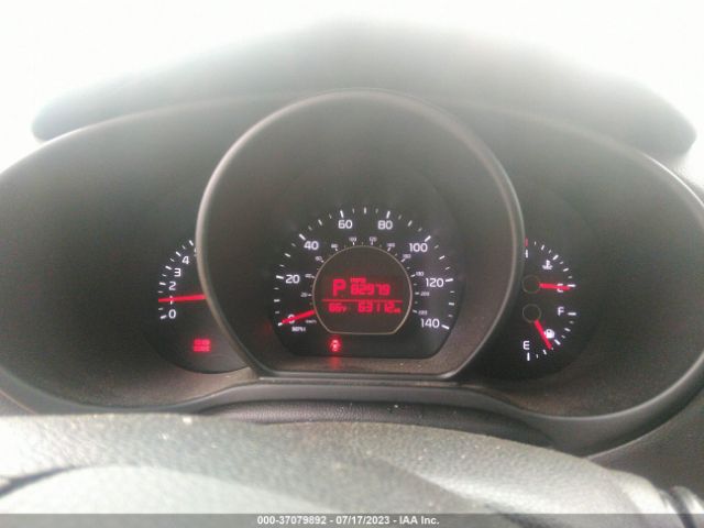 KNDJN2A28F7806007 KIA Soul Base
