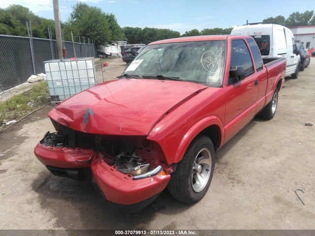 1999 CHEVROLET S-10 LS VIN: 1GCCS19X8X8203095