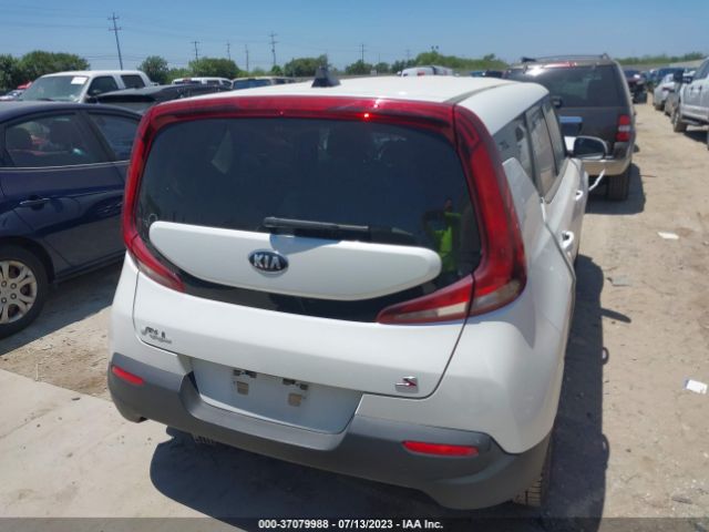 KNDJ23AU7M7747268 KIA SOUL S