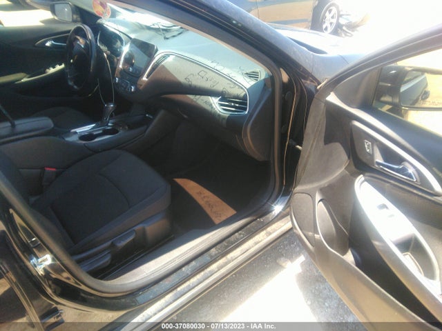 Chevrolet MALIBU LT 2018 1G1ZD5ST5JF235355 Image 5