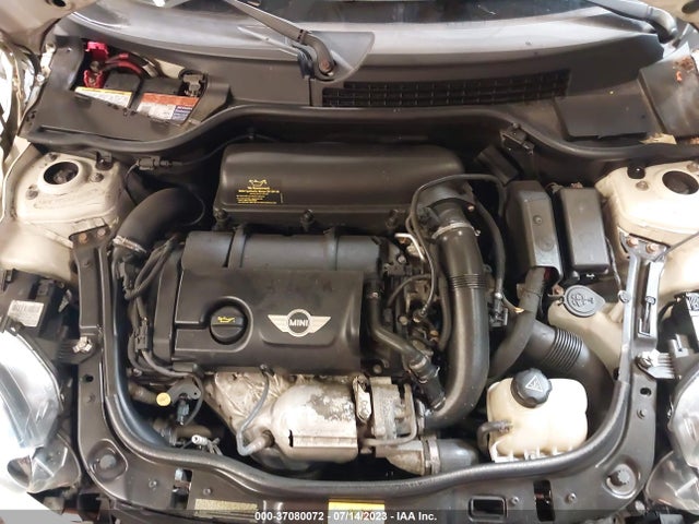 2013 MINI COOPER HARDTOP S VIN: WMWSV3C57DTY29927