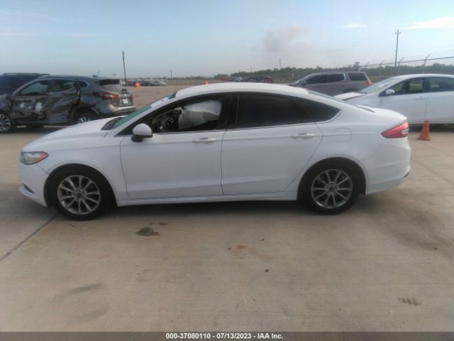 3FA6P0H77HR406740 Ford FUSION SE