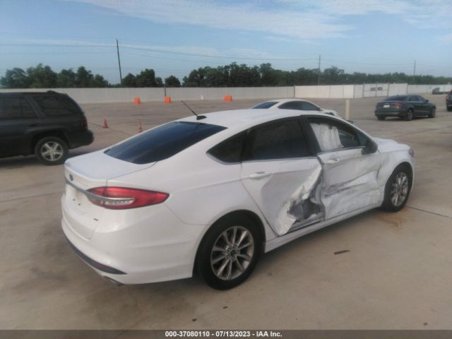 3FA6P0H77HR406740 Ford FUSION SE