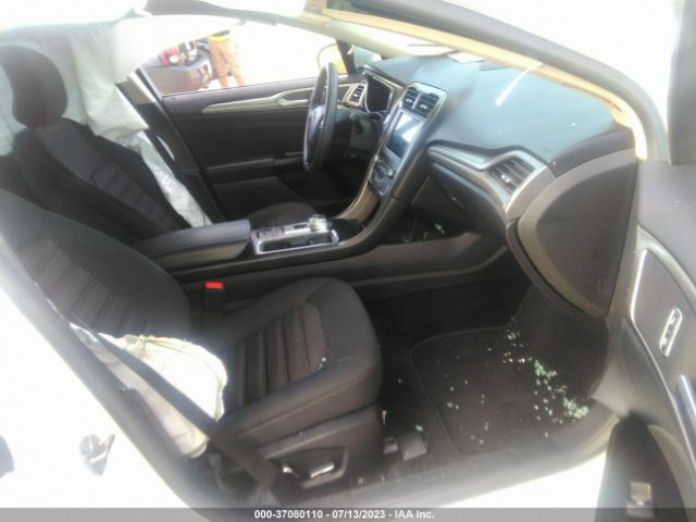 3FA6P0H77HR406740 Ford FUSION SE