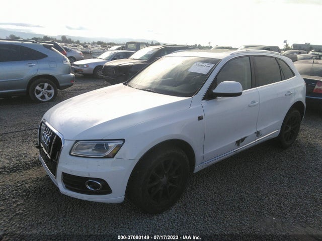 WA1CMAFP0EA089530 Audi Q5 Premium Plus