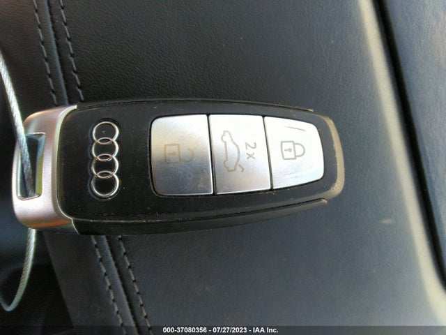 WA1FVAF10KD038237 Audi Q8 Prestige
