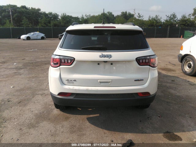 2019 JEEP COMPASS LATITUDE 4X4 VIN: 3C4NJDBB1KT668601