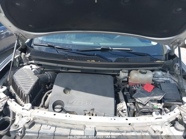 Chevrolet Traverse Ls 2018 1GNERFKW3JJ160909 Image 10
