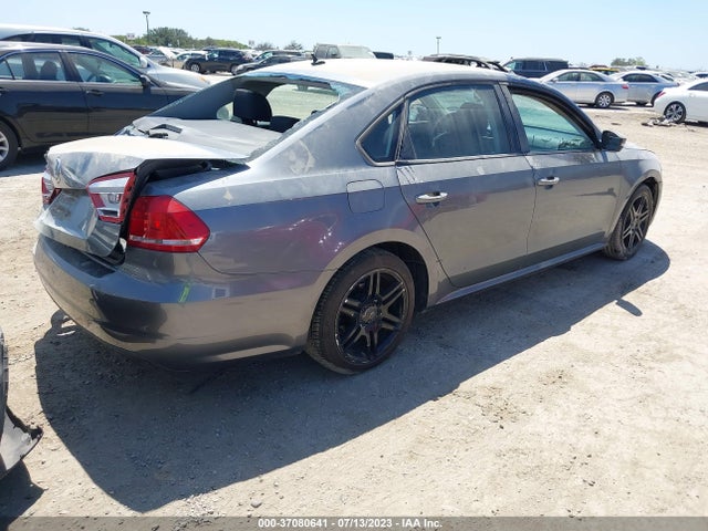 1VWAP7A32EC010937 Volkswagen PASSAT S