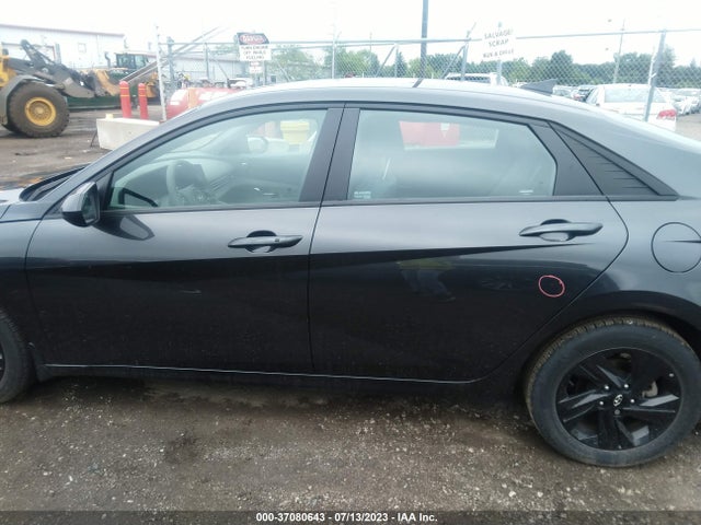 2022 HYUNDAI ELANTRA SEL VIN: 5NPLM4AG0NH057569