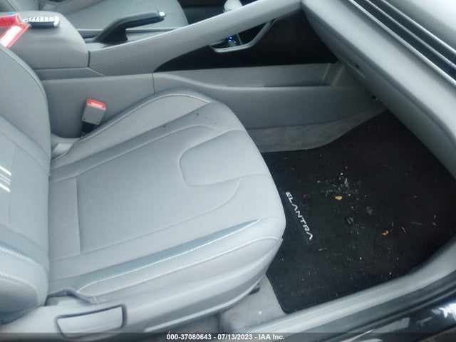 2022 HYUNDAI ELANTRA SEL VIN: 5NPLM4AG0NH057569