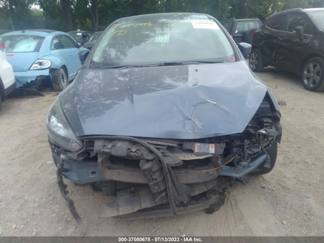 2018 FORD FOCUS SEL VIN: 1FADP3M28JL301518
