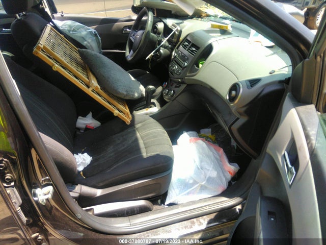 Chevrolet Sonic Lt Auto 2015 1G1JC5SG4F4123586 Image 5