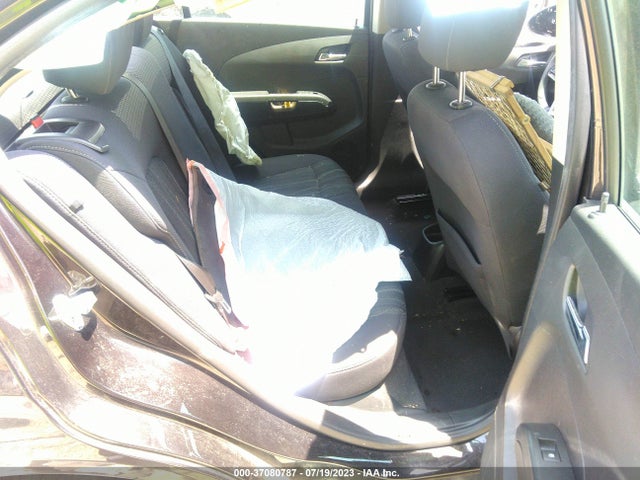 Chevrolet Sonic Lt Auto 2015 1G1JC5SG4F4123586 Image 8