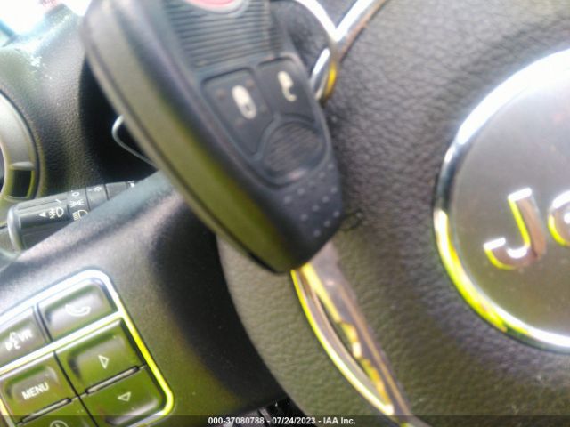 1C4HJWDG6HL609307 Jeep Wrangler Unlimited Sport