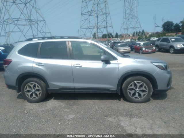 JF2SKAJC2LH434624 Subaru Forester Premium