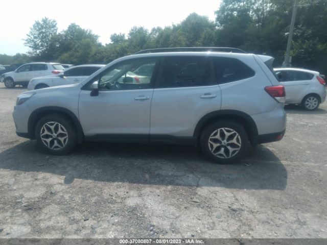 JF2SKAJC2LH434624 Subaru Forester Premium
