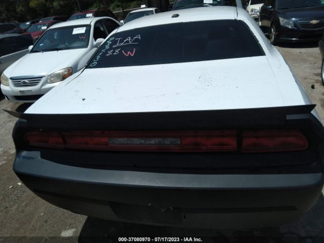 2C3CDYAG2EH282130 Dodge Challenger Sxt Plus