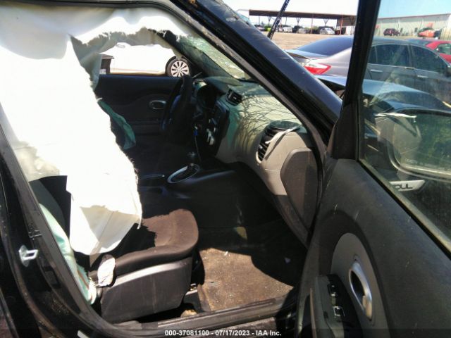 KNDJN2A28K7912077 KIA Soul Base