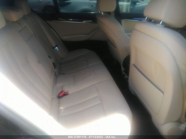 WBAJA5C59KWW04021 BMW 5 Series 530i