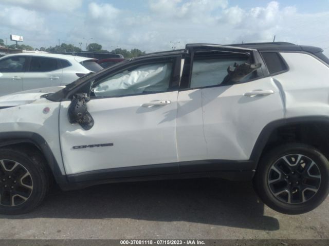 3C4NJDDB7KT739555 Jeep Compass Trailhawk