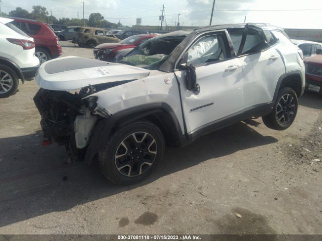 3C4NJDDB7KT739555 Jeep Compass Trailhawk