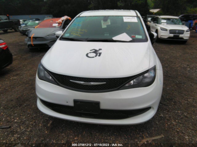 2C4RC1CGXMR585632 Chrysler Voyager Lx